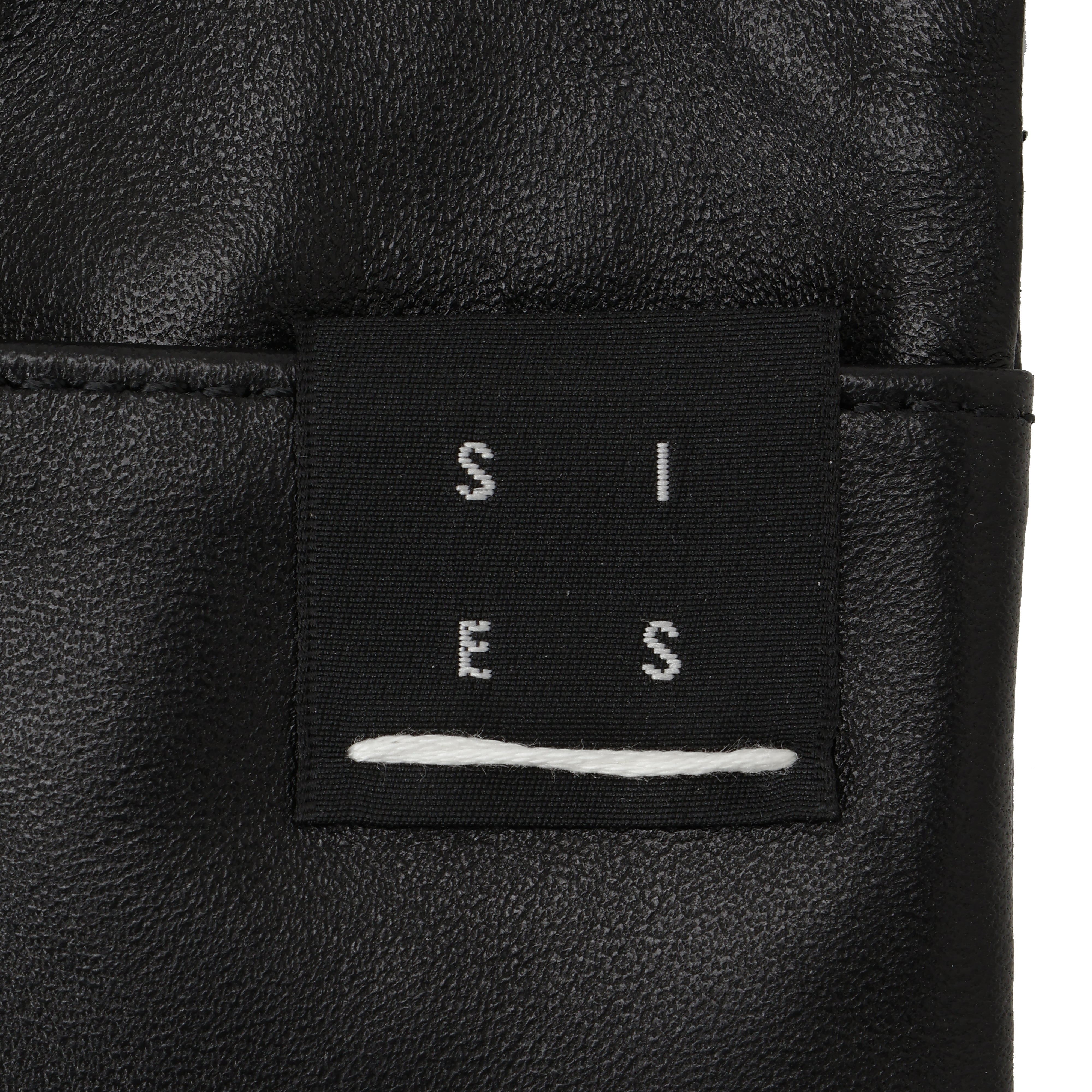 25AW SMALL WALLET (BLACK)